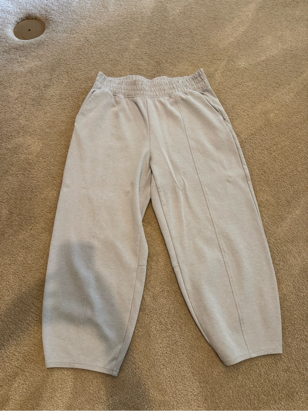 Old Navy Cream Elastic Waist Pull-On Joggers